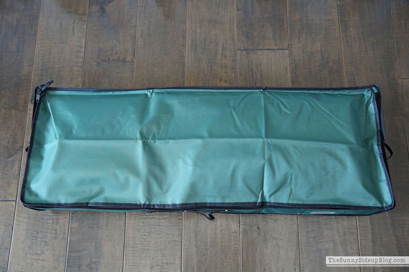 Wrapping Paper Organization (Sunny Lifestyles)