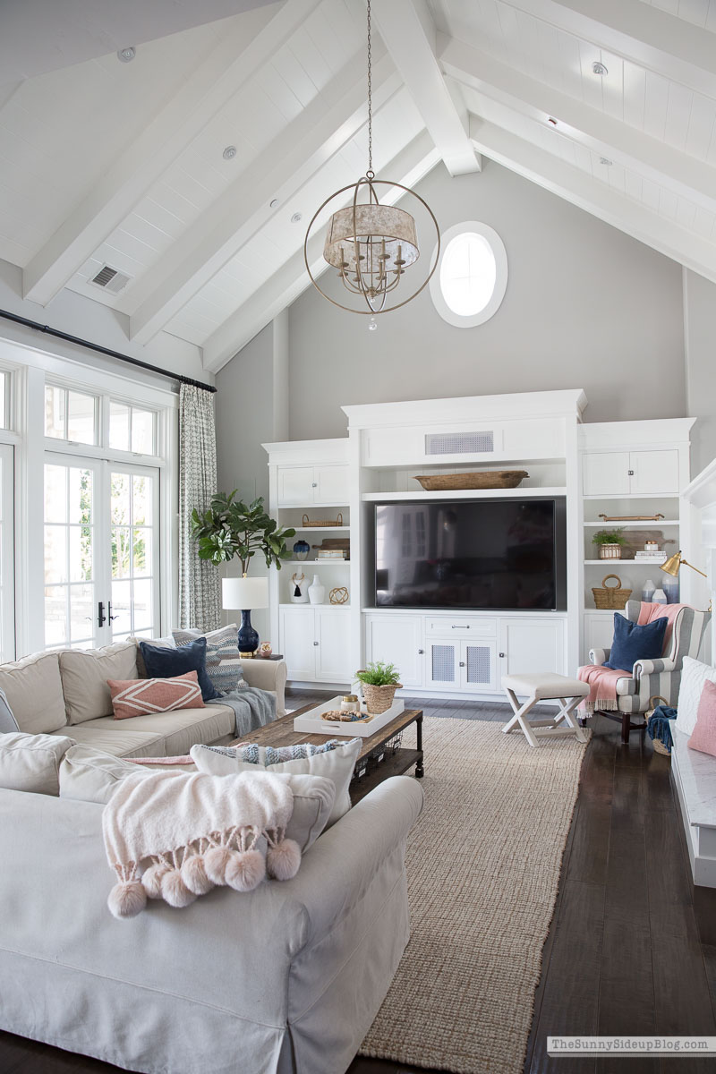 Valentine's Day Home Decor Ideas (Sunny Lifestyles)