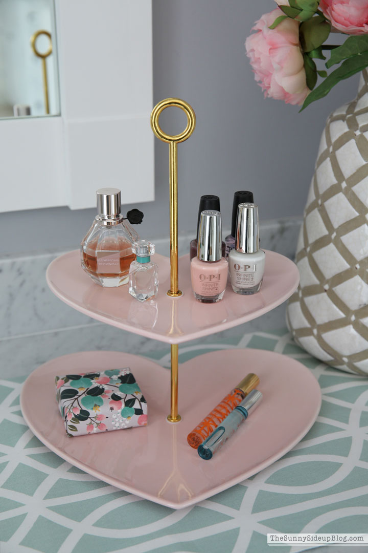 Valentine's Day Decor (Sunny Lifestyles)