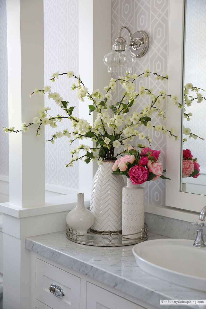 Favorite Faux Flowers (Sunny Lifestyles)