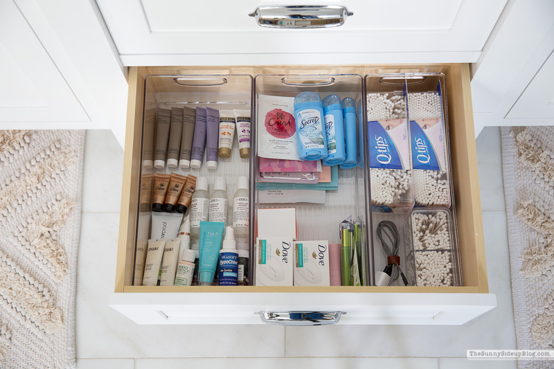 Bathroom Organization Tips (Sunny Lifestyles)