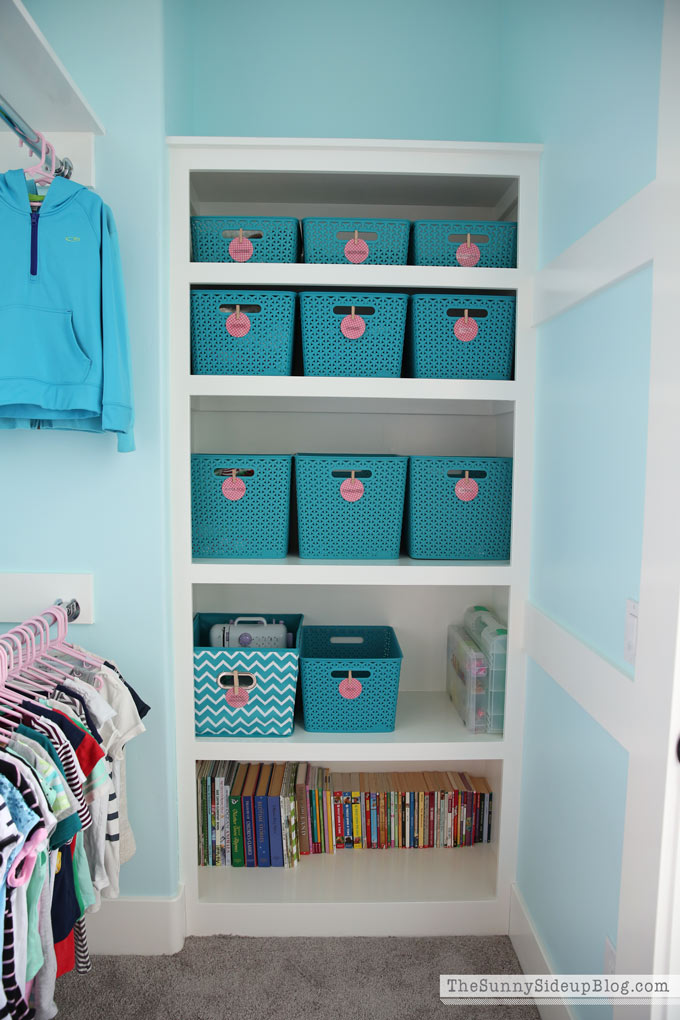Organized Closets (Sunny Lifestyles)