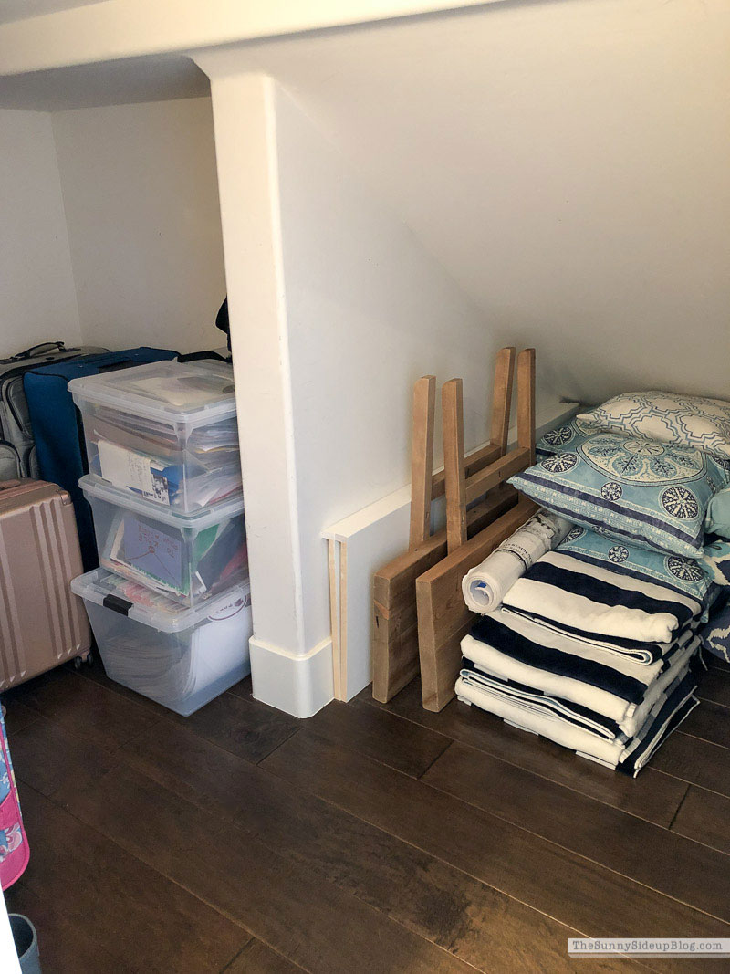Organized Closets (Sunny Lifestyles)