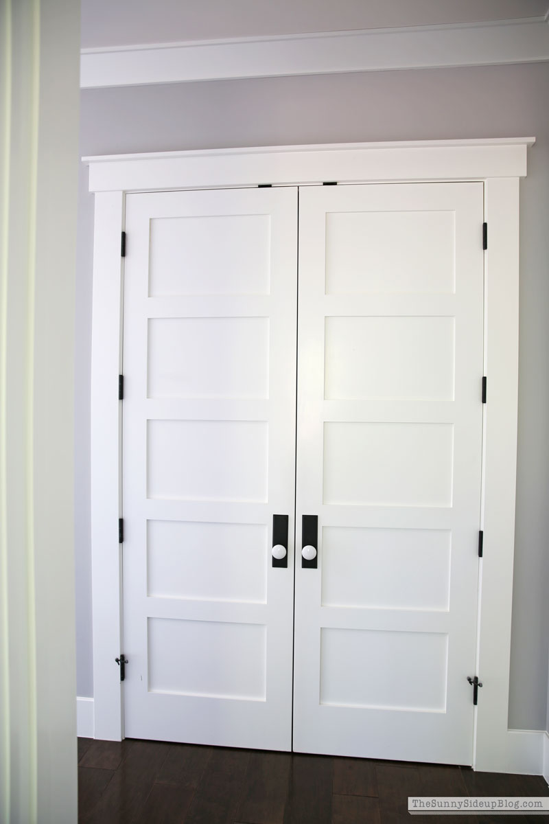 Organized Closets (Sunny Lifestyles)