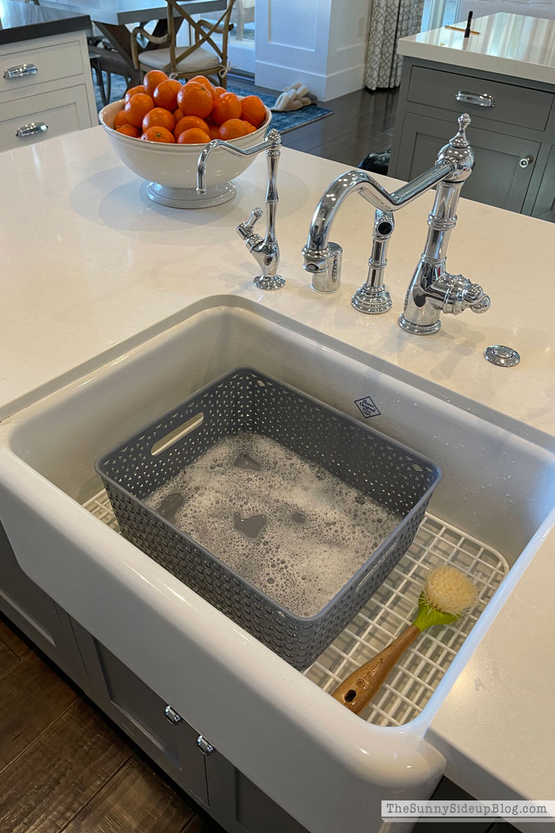 Organized Bathrooms (Sunny Lifestyles)