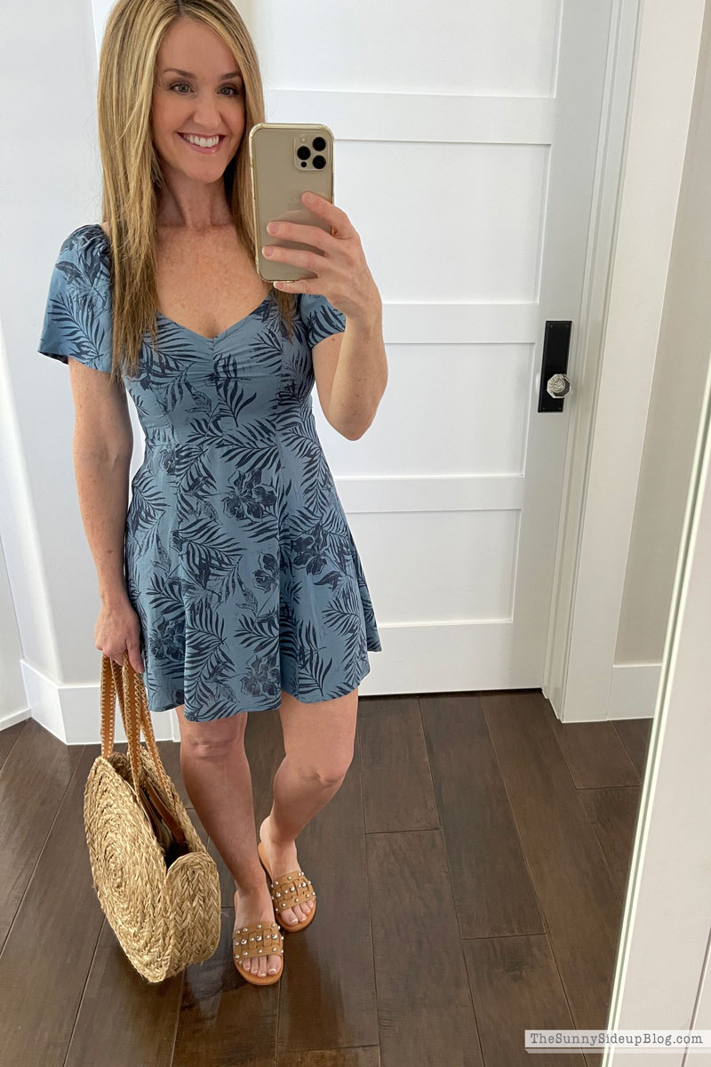 Spring/Summer Fashion (Sunny Lifestyles)