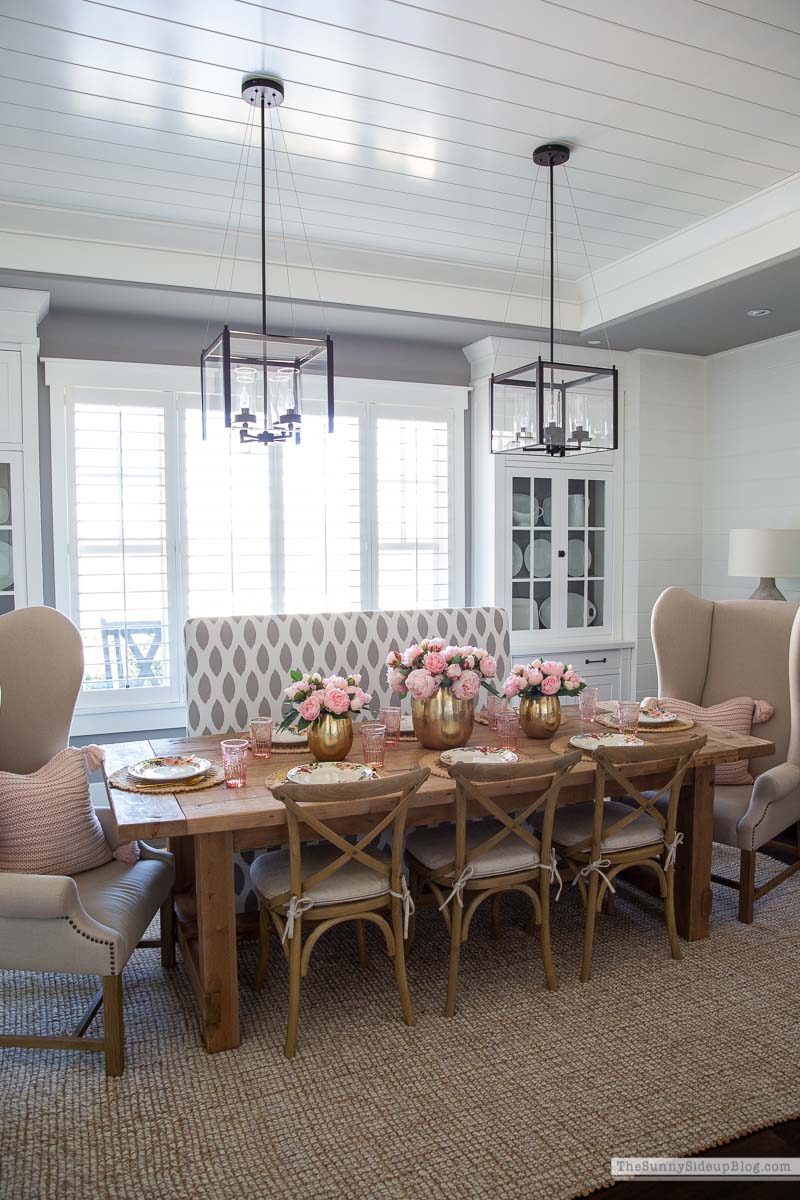 Spring/Summer Tablescape (Sunny Lifestyles)