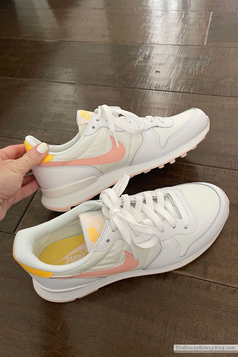 Home and Fashion sale favorites (Sunny Lifestyles)