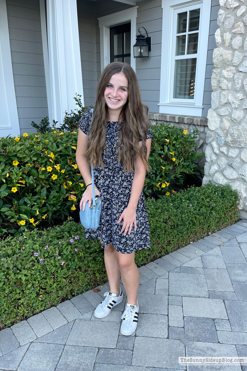 Fashion Friday (Sunny Lifestyles)