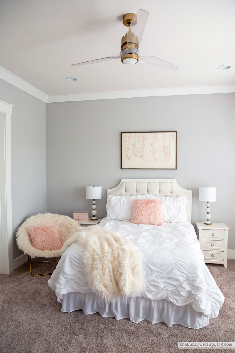 Teen bedroom update (Sunny Lifestyles)