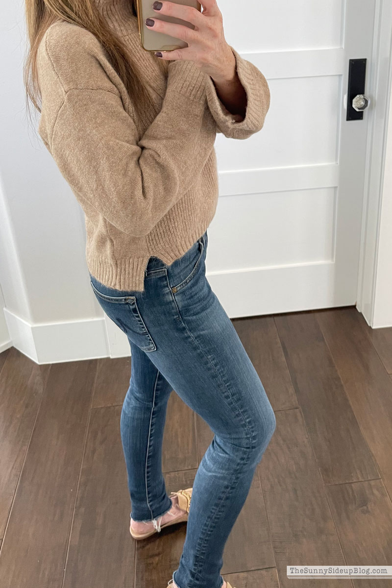 Fall clothes (Sunny Lifestyles)