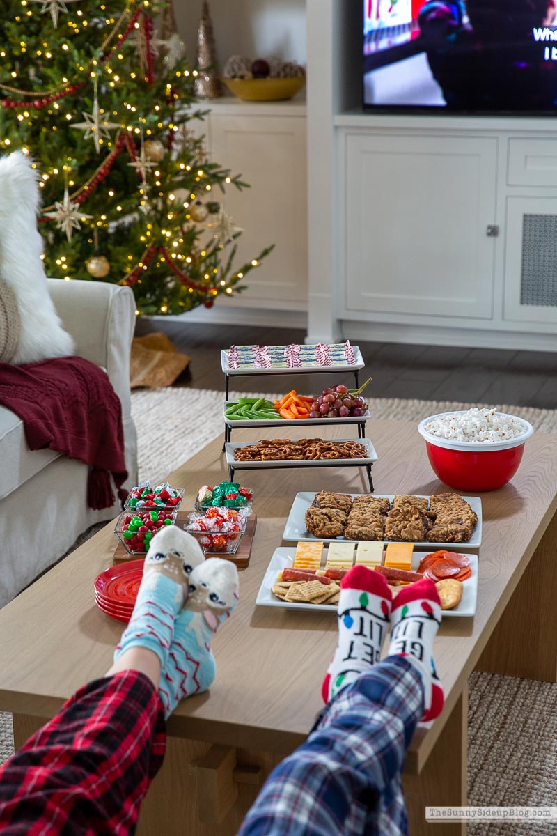 Holiday Treats (Sunny Lifestyles)