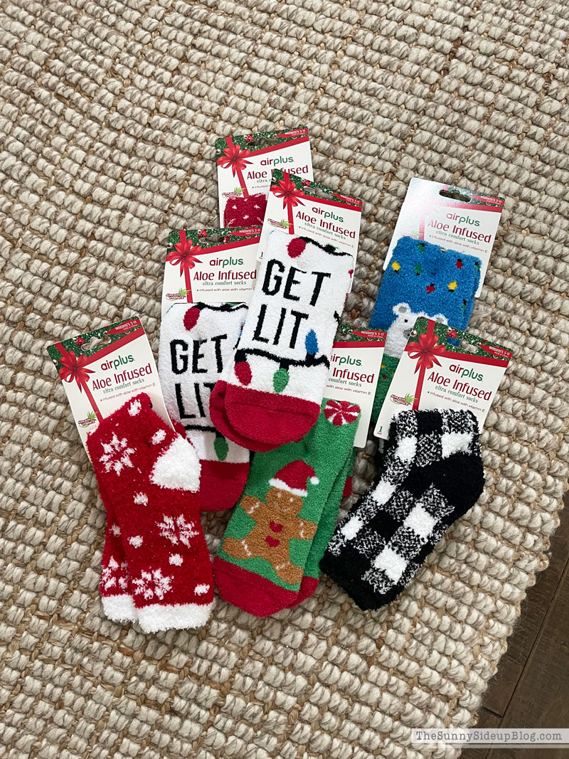 Holiday Treats (Sunny Lifestyles)