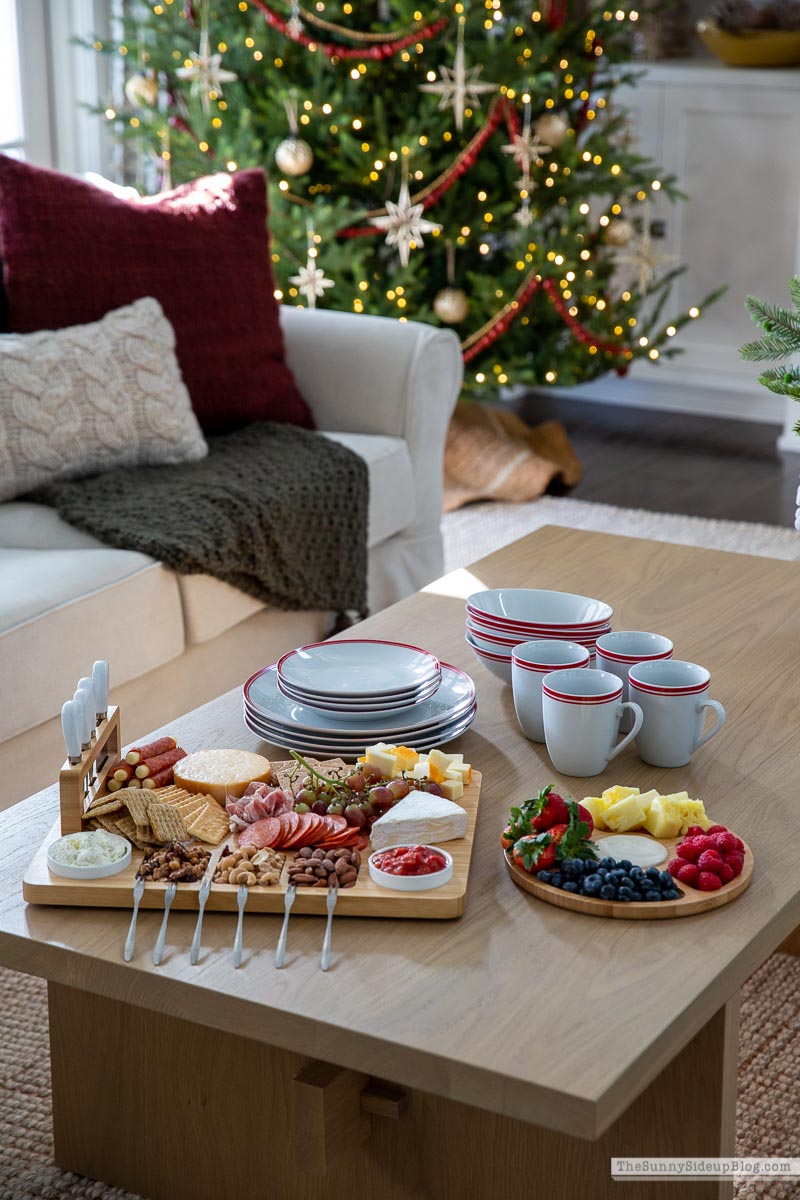 Holiday Snacks (Sunny Lifestyles)