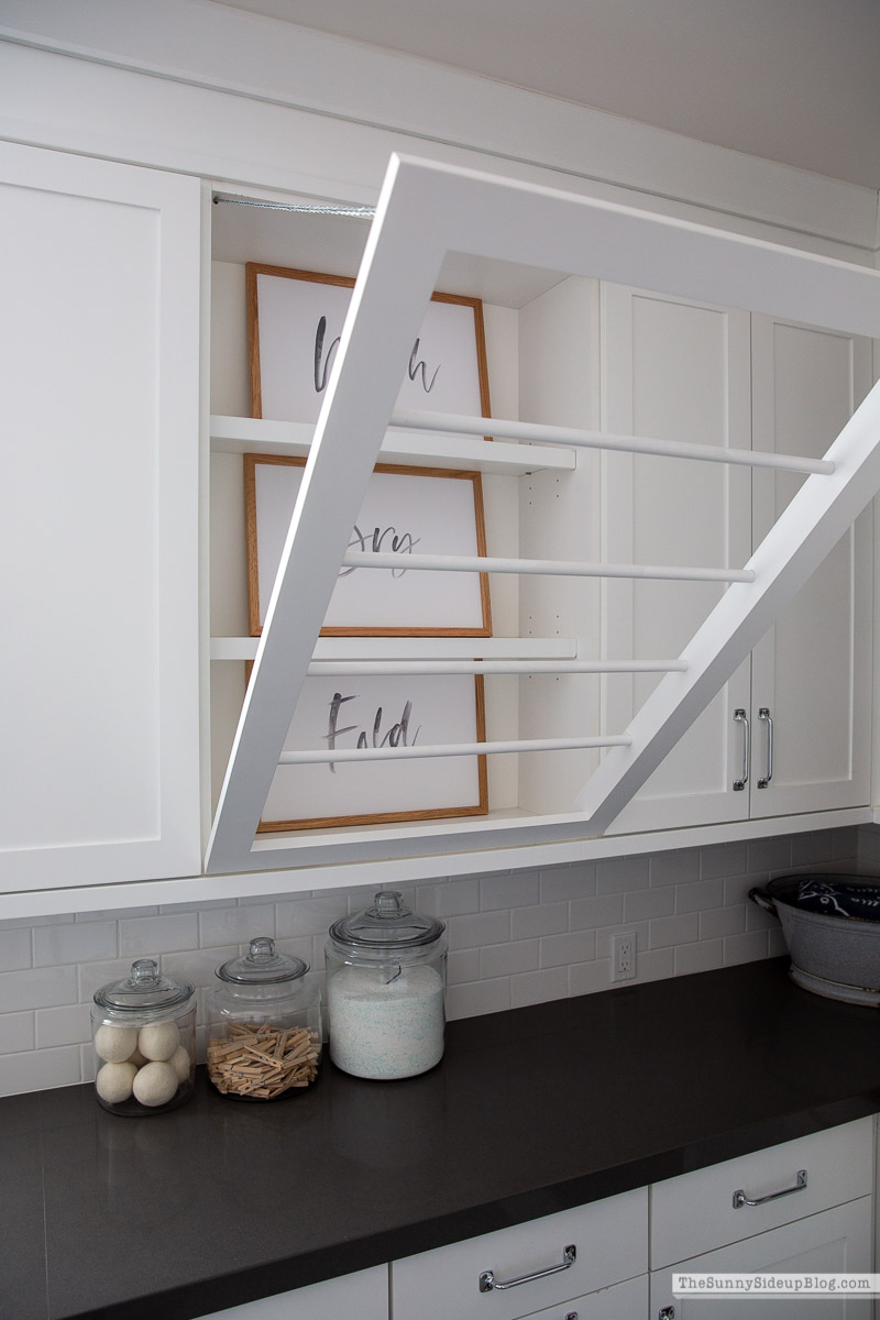 Organized Laundry Room (Sunny Lifestyles)