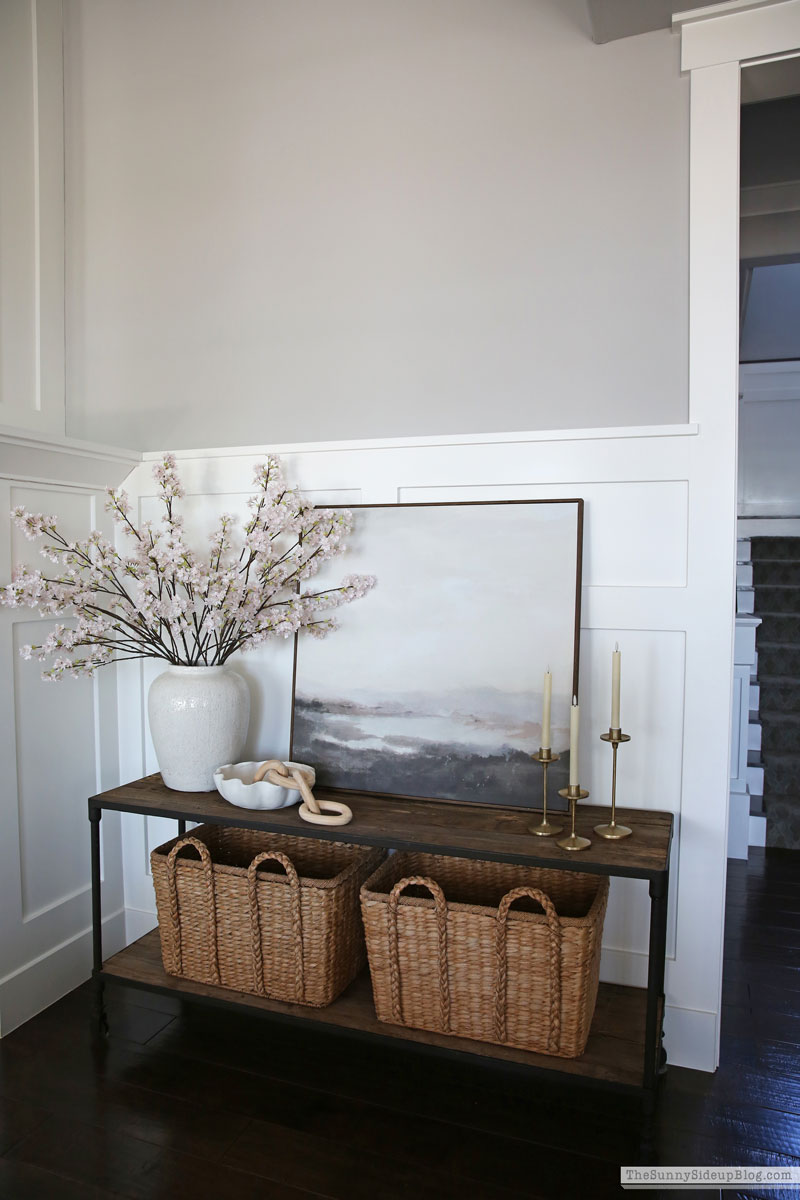 console table styling (Sunny Lifestyles)