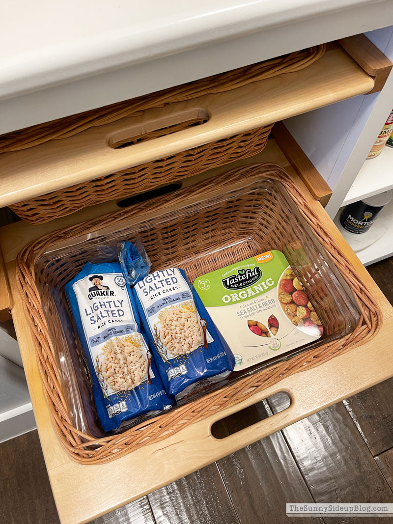 Pantry Organization (Sunny Lifestyles)