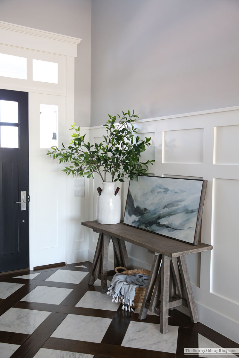 Spring Entry (Sunny Lifestyles)