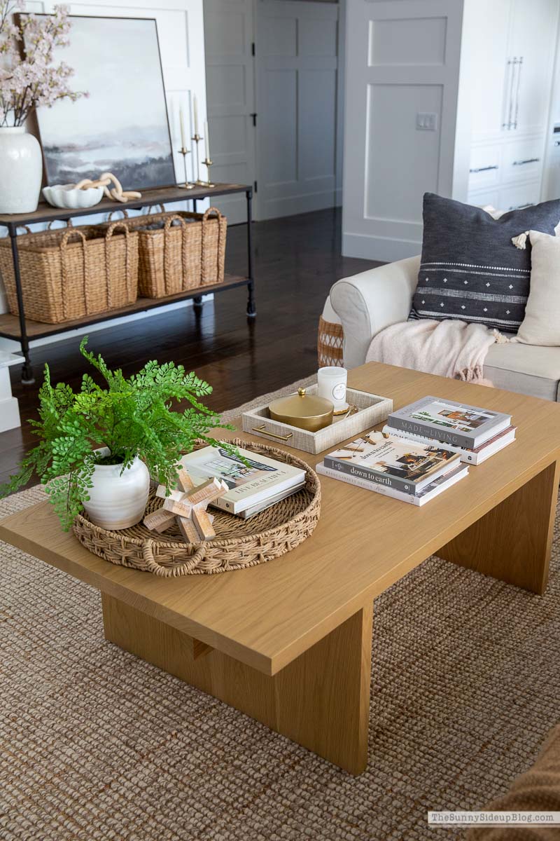 Coffee Table Styling (Sunny Lifestyles)