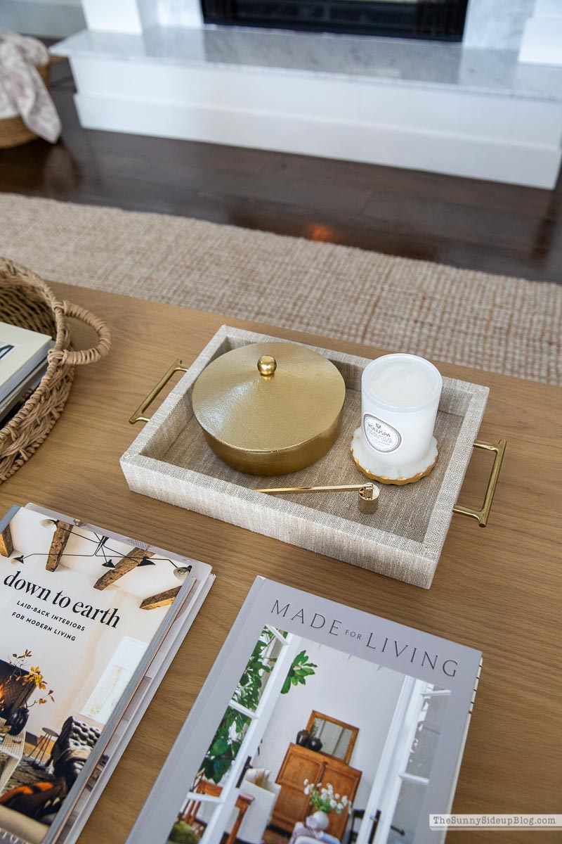 Coffee Table Styling (Sunny Lifestyles)