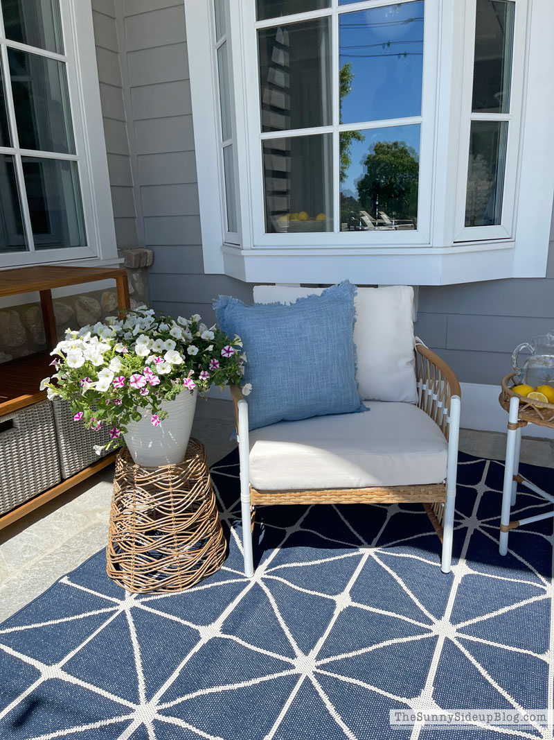 Outdoor furniture re-fresh (Sunny Lifestyles)