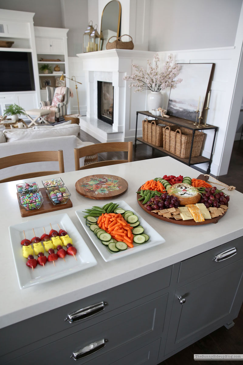 Easter platters and treats (Sunny Lifestyles)