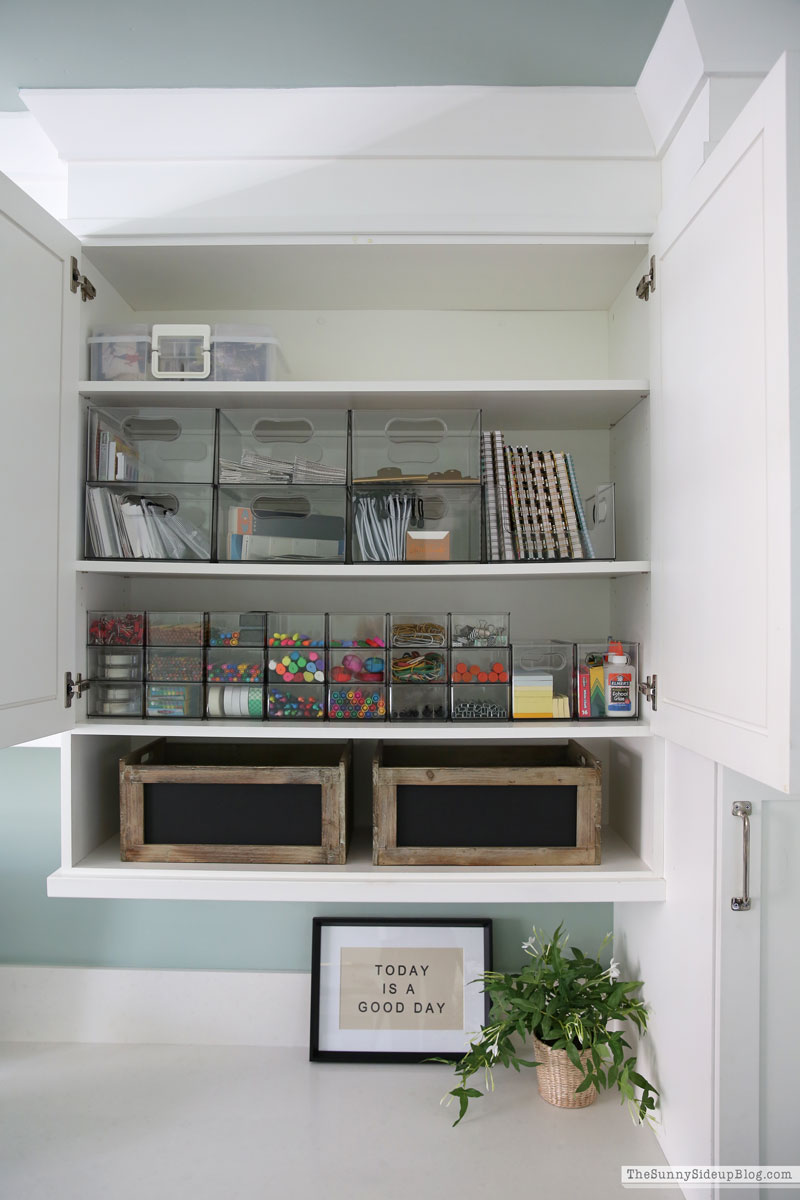 Organized School Supplies (Sunny Lifestyles)