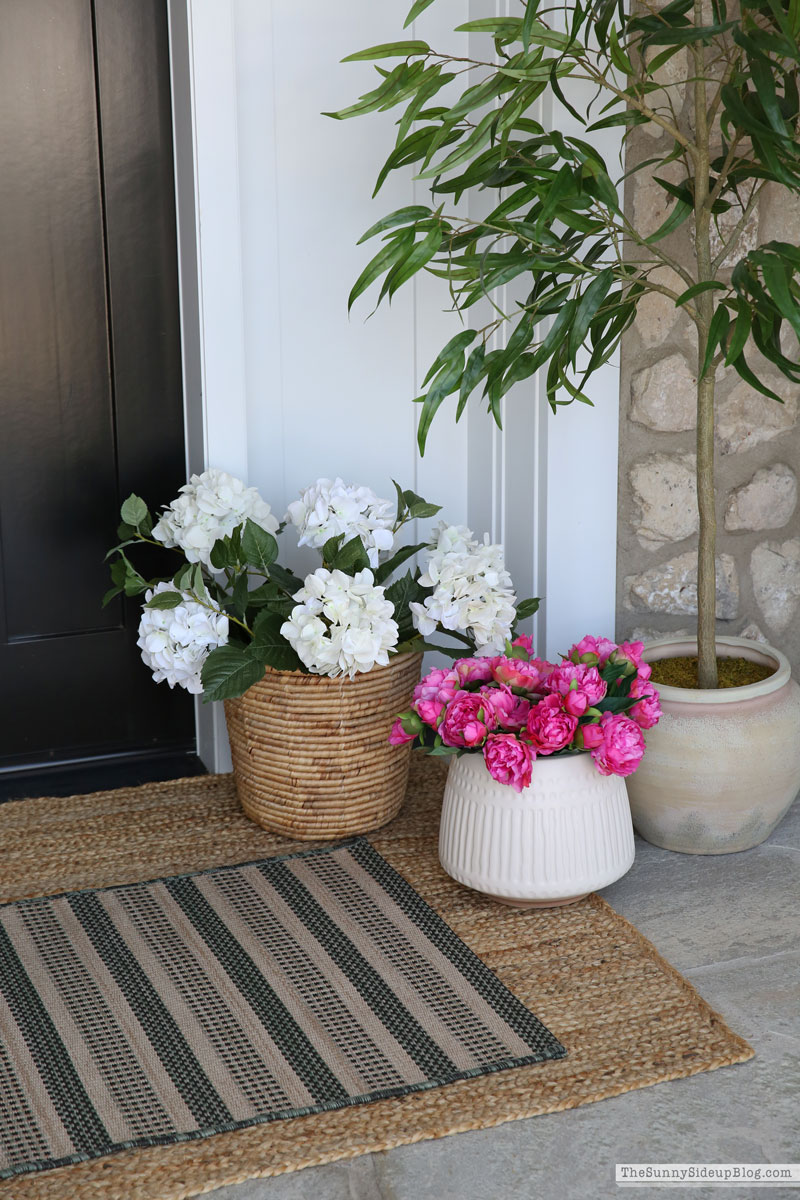 Spring Porch (Sunny Lifestyles)