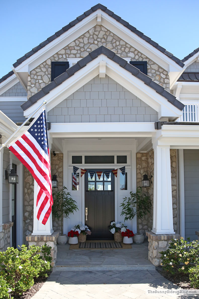 4th of July Porch (Sunny Lifestyles)