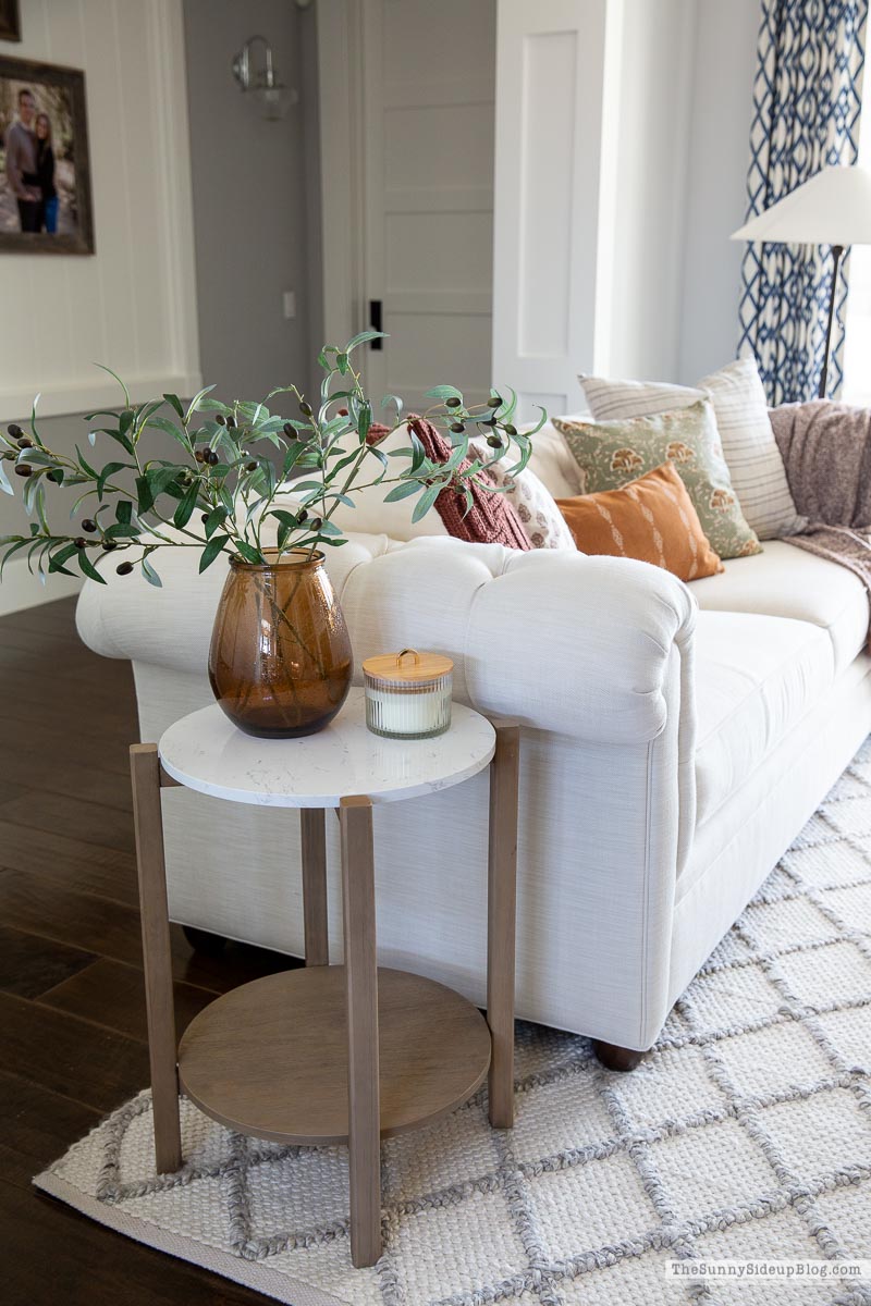 Fall Living Room (Sunny Lifestyles)
