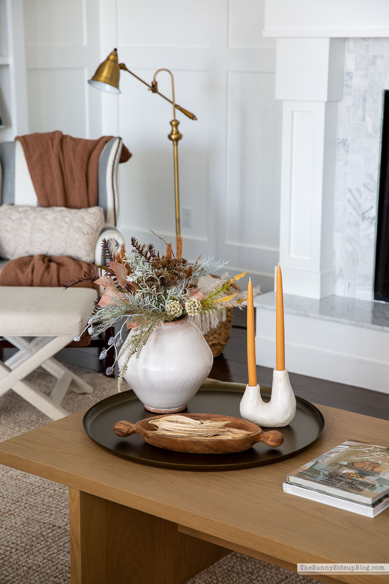 Fall Family Room (Sunny Lifestyles)