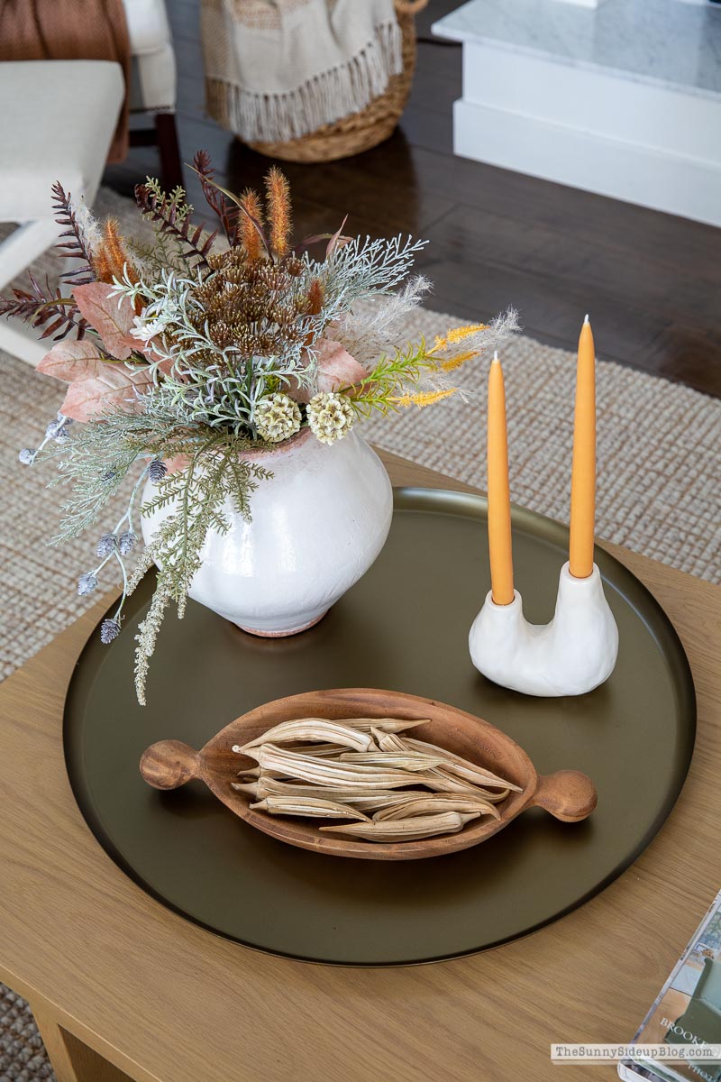 Fall Family Room (Sunny Lifestyles)