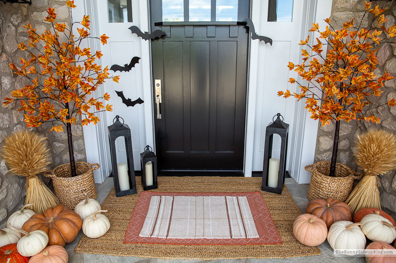 Fall/Halloween Porch (Sunny Lifestyles)