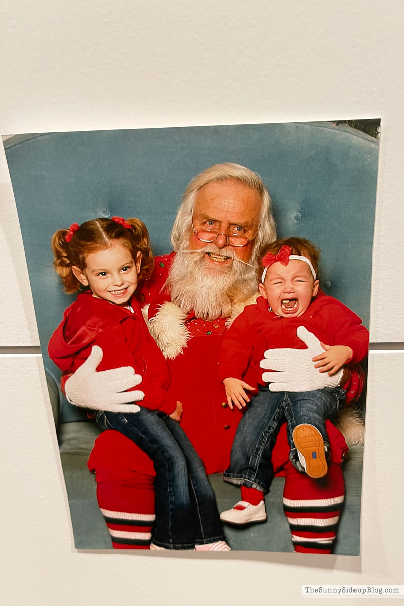Santa Picture Wall (Sunny Lifestyles)