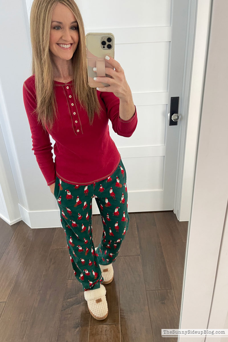 Christmas pjs (Sunny Lifestyles)