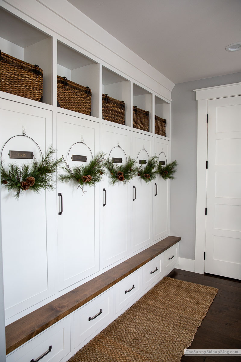 Christmas Mudroom (Sunny Lifestyles)