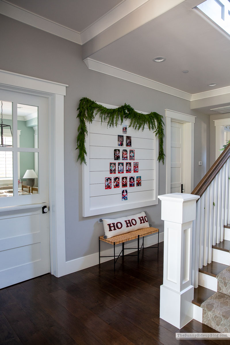 Santa Picture Wall (Sunny Lifestyles)