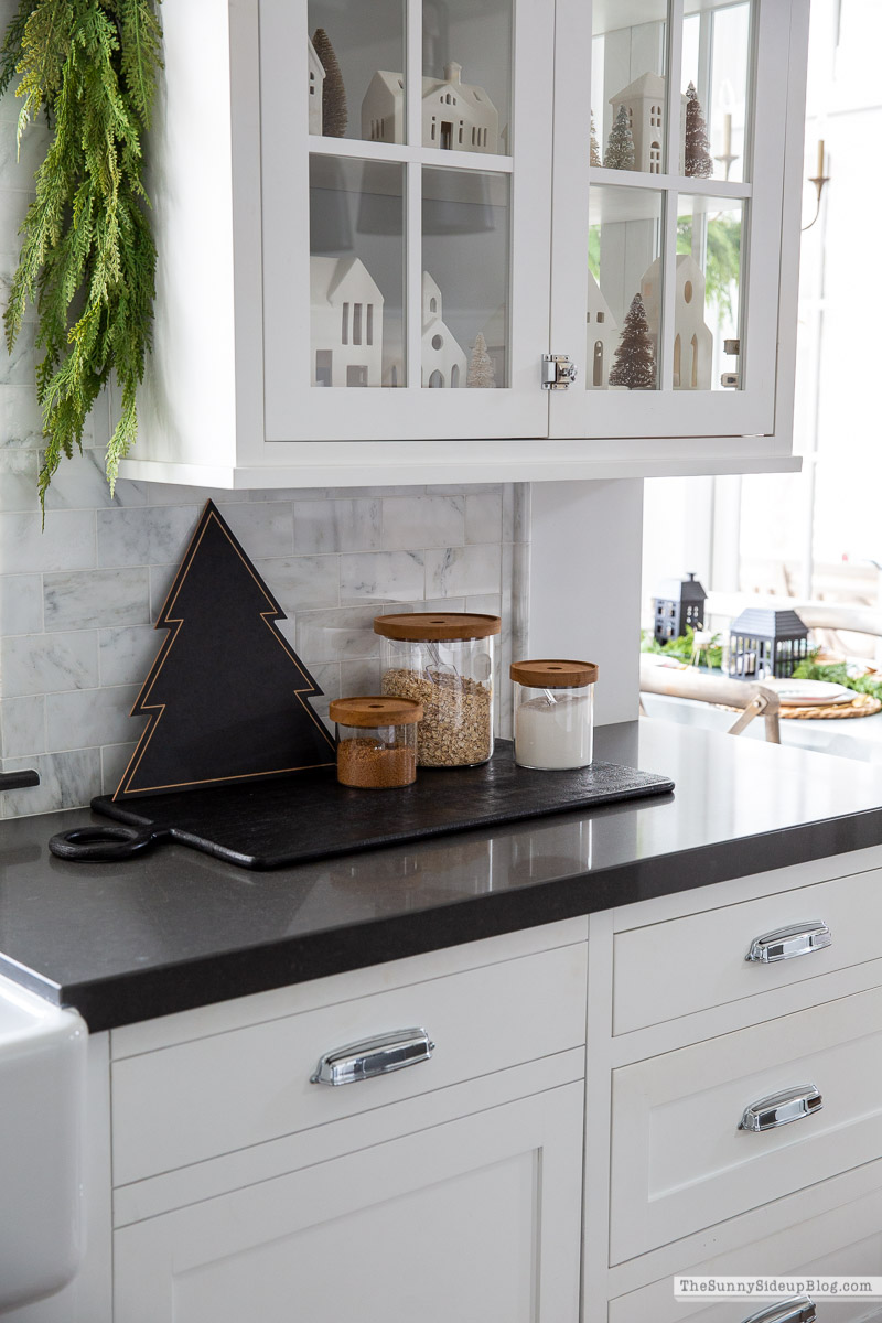 Christmas in the Kitchen (Sunny Lifestyles)
