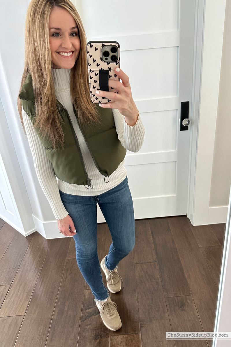 Amazon vest (Sunny Lifestyles)