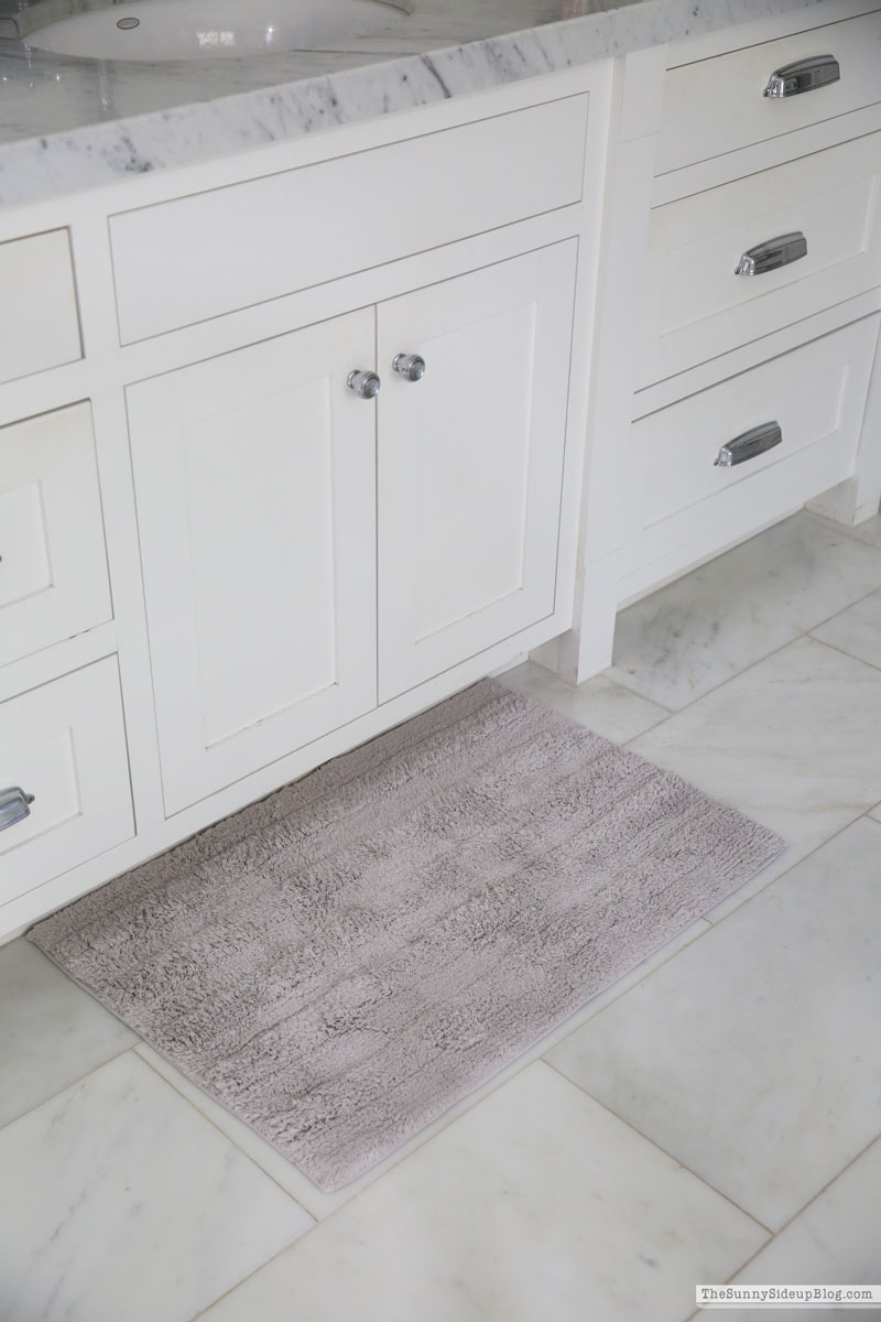 bath mats (Sunny Lifestyles)