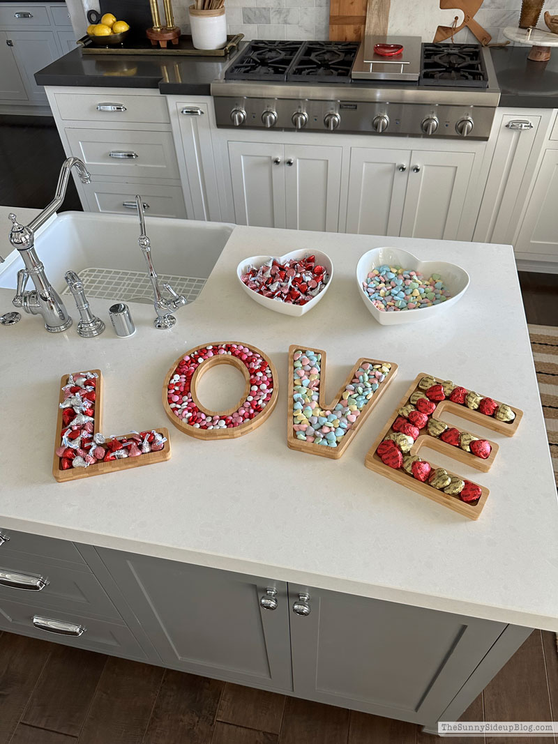 LOVE letters (Sunny Lifestyles)