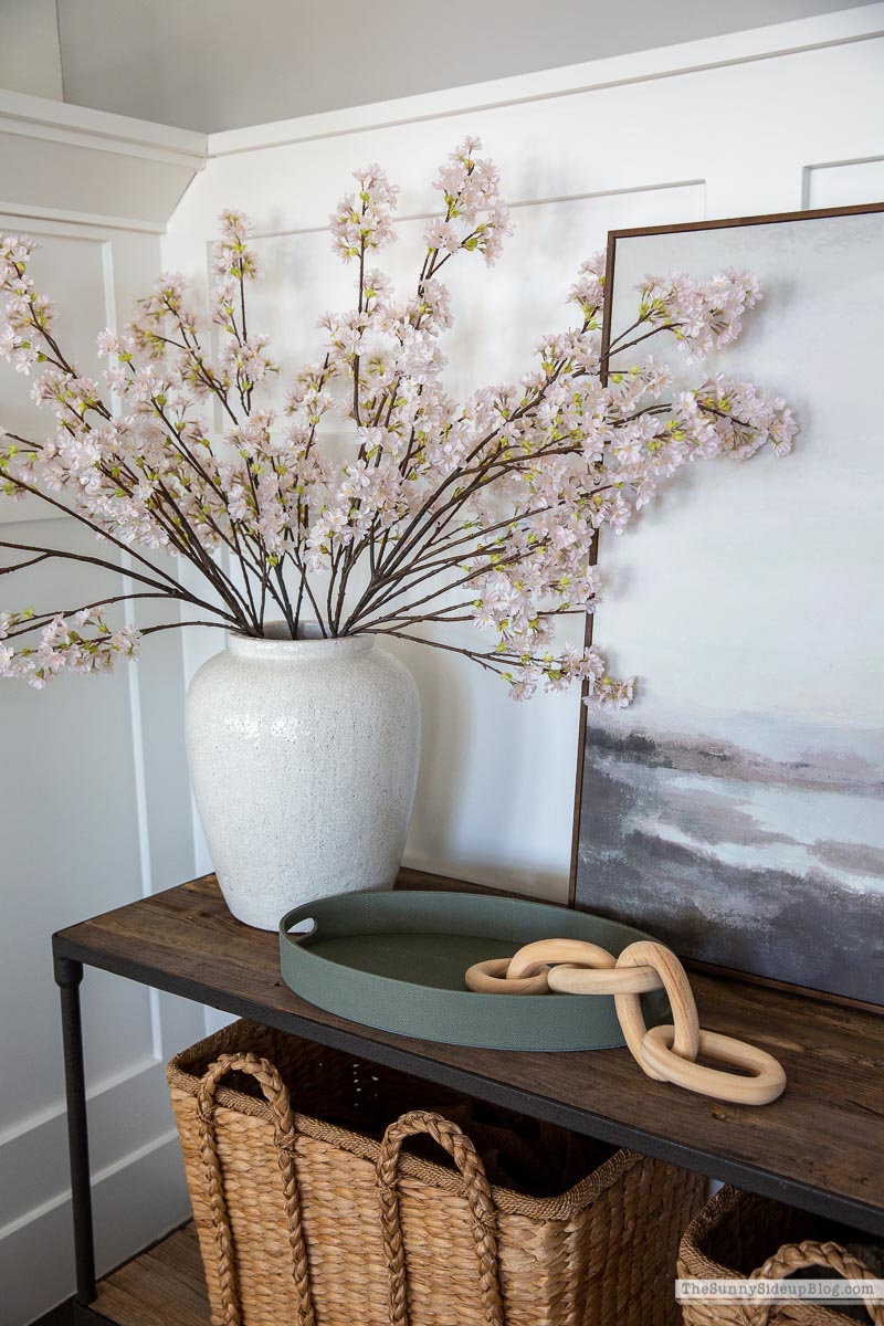 Spring Decorating (Sunny Lifestyles)