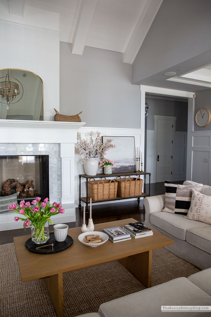Coffee Table Styling (Sunny Lifestyles)