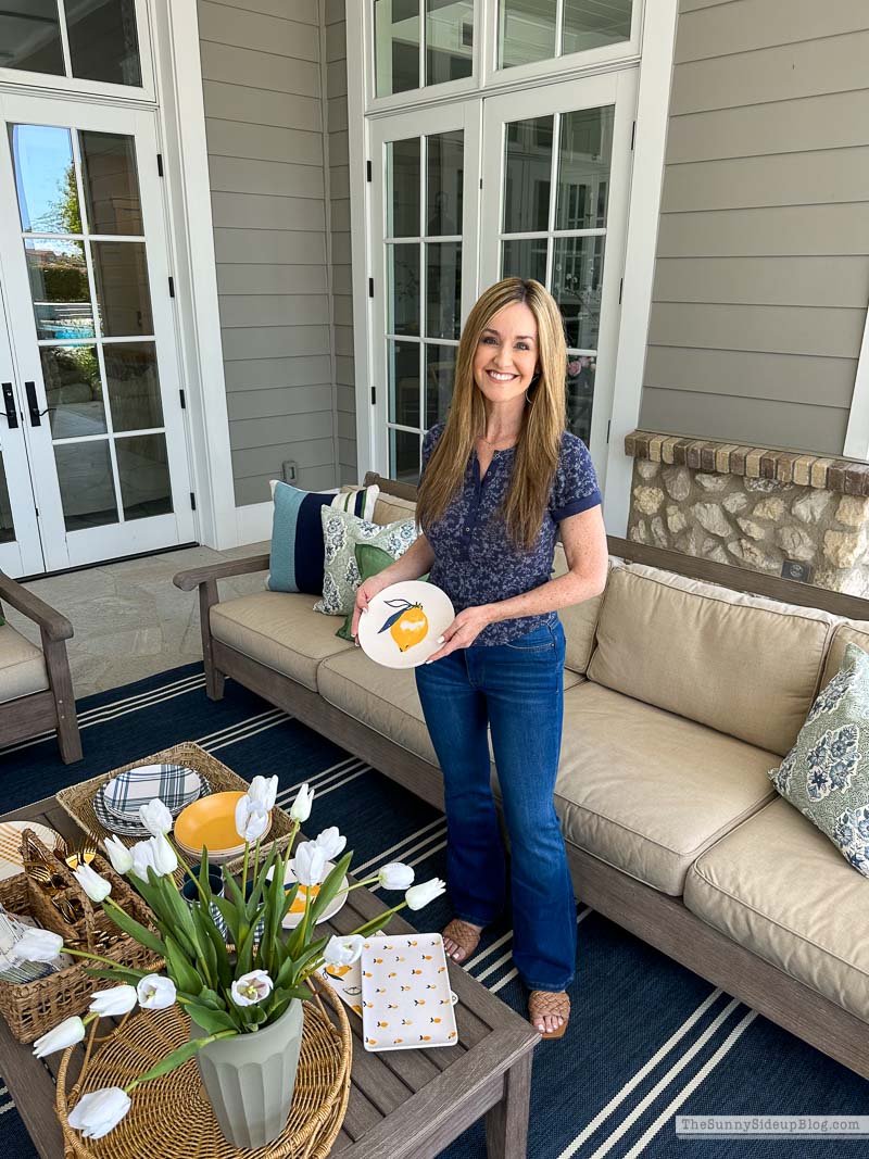 Outdoor Entertaining (Sunny Lifestyles)