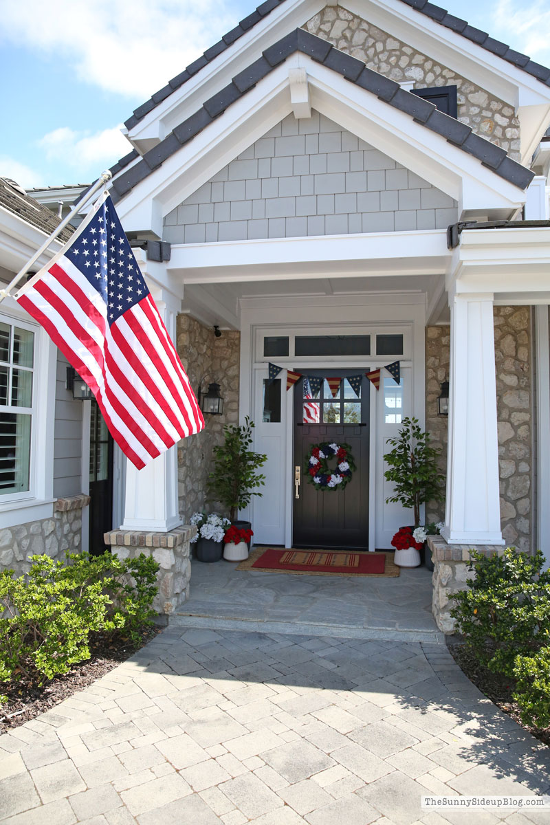 Patriotic Porch (Sunny Lifestyles)