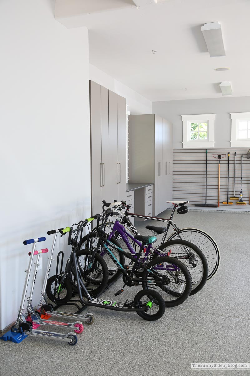 Summer Organization Solutions (Sunny Lifestyles)