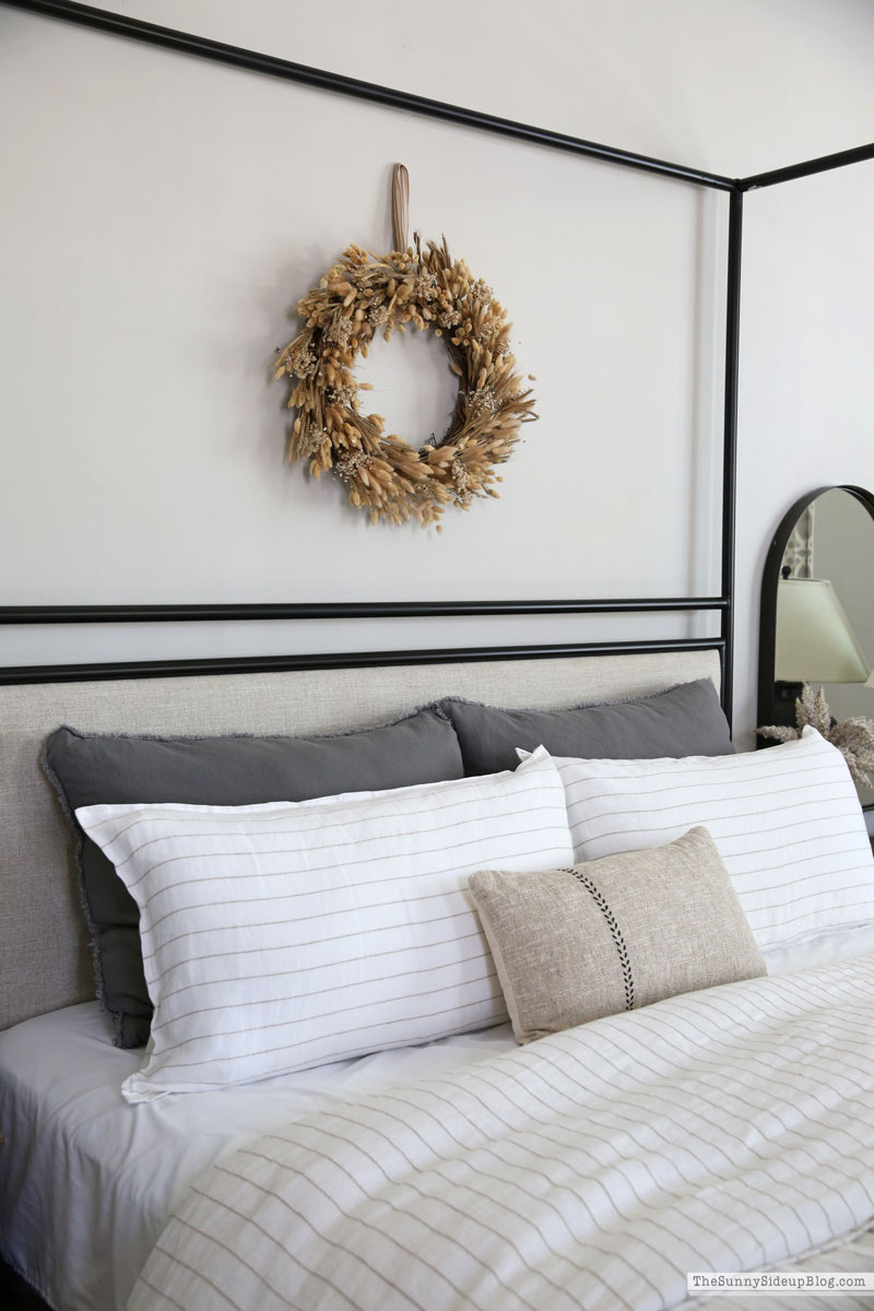 Master Bedroom Fall (Sunny Lifestyles)