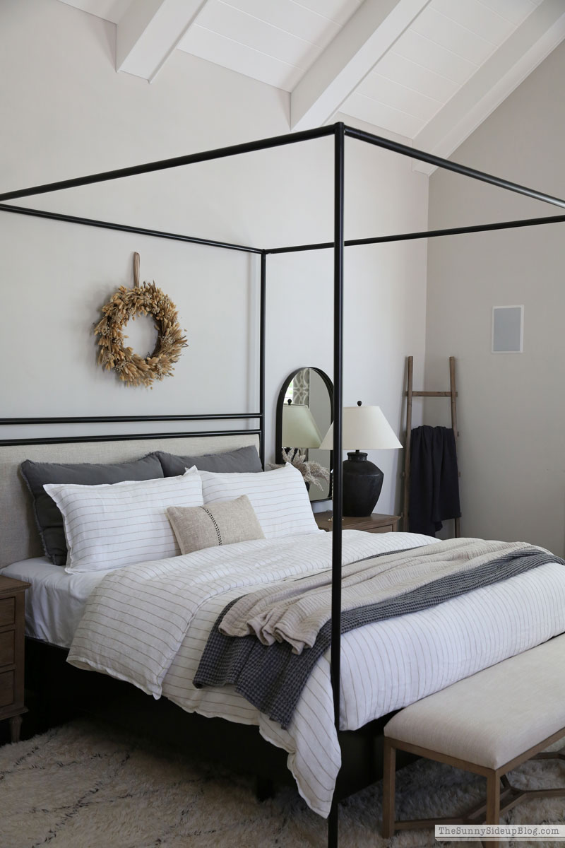 Master Bedroom Fall (Sunny Lifestyles)