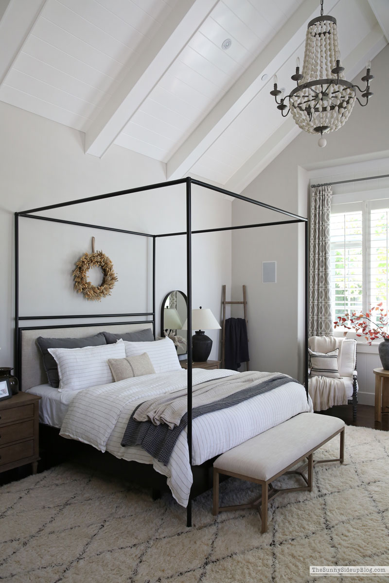 Master Bedroom Fall (Sunny Lifestyles)