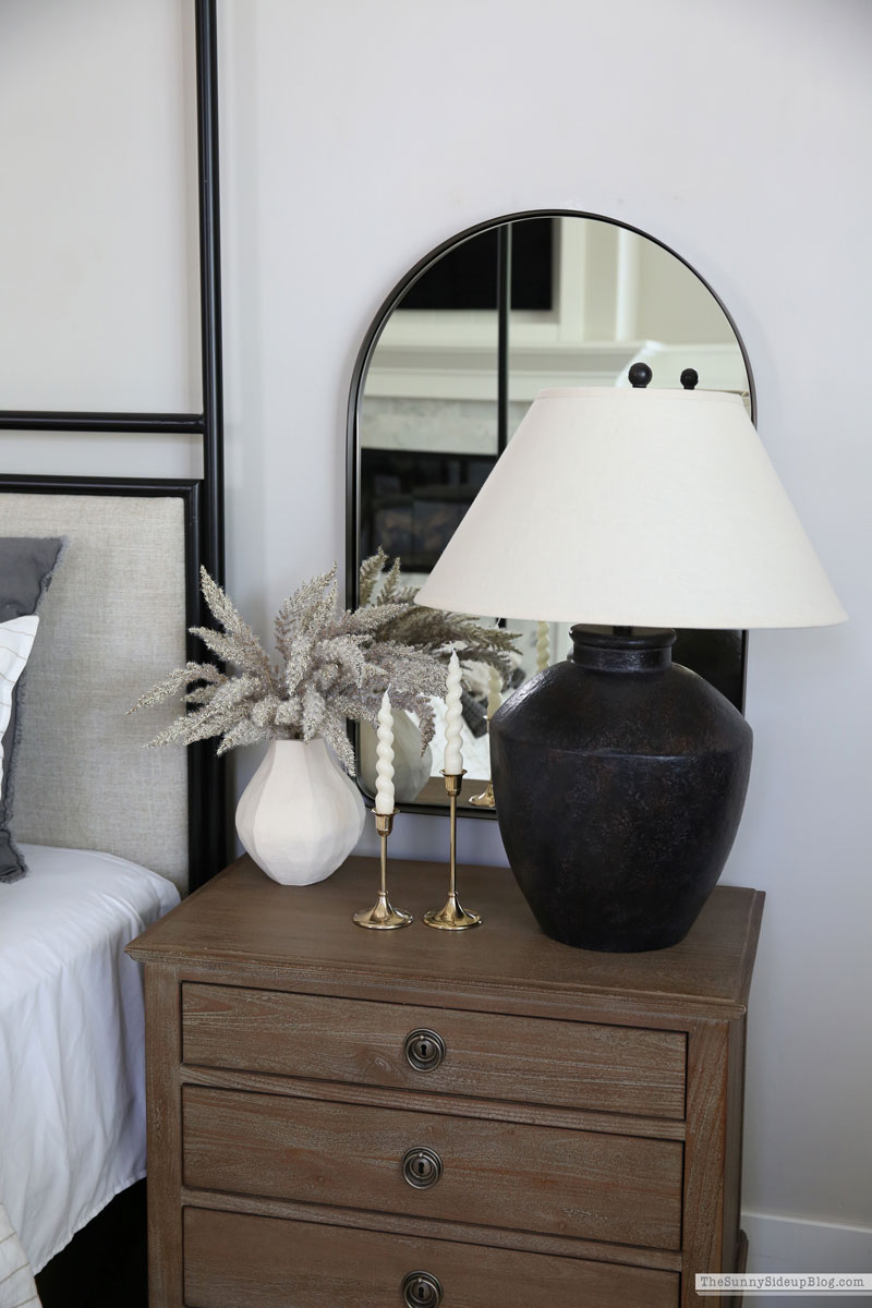 Master Bedroom Fall (Sunny Lifestyles)